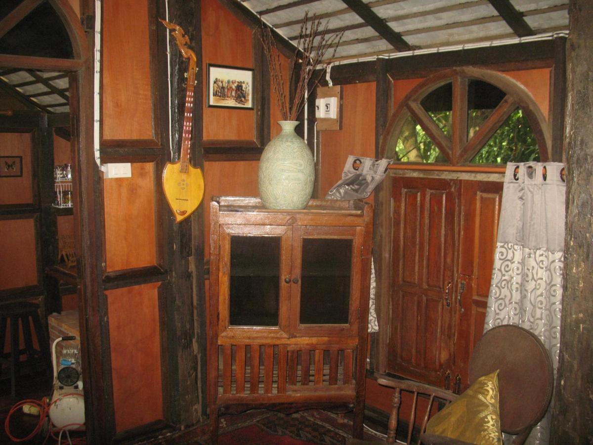 Teak House Chiang Mai Hotel Exterior photo